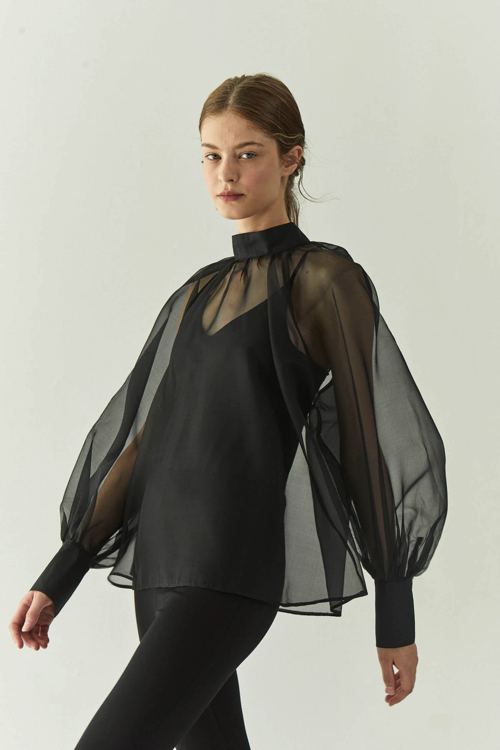 awada_blusa-talampaya-tu_09-30-2024__picture-50824