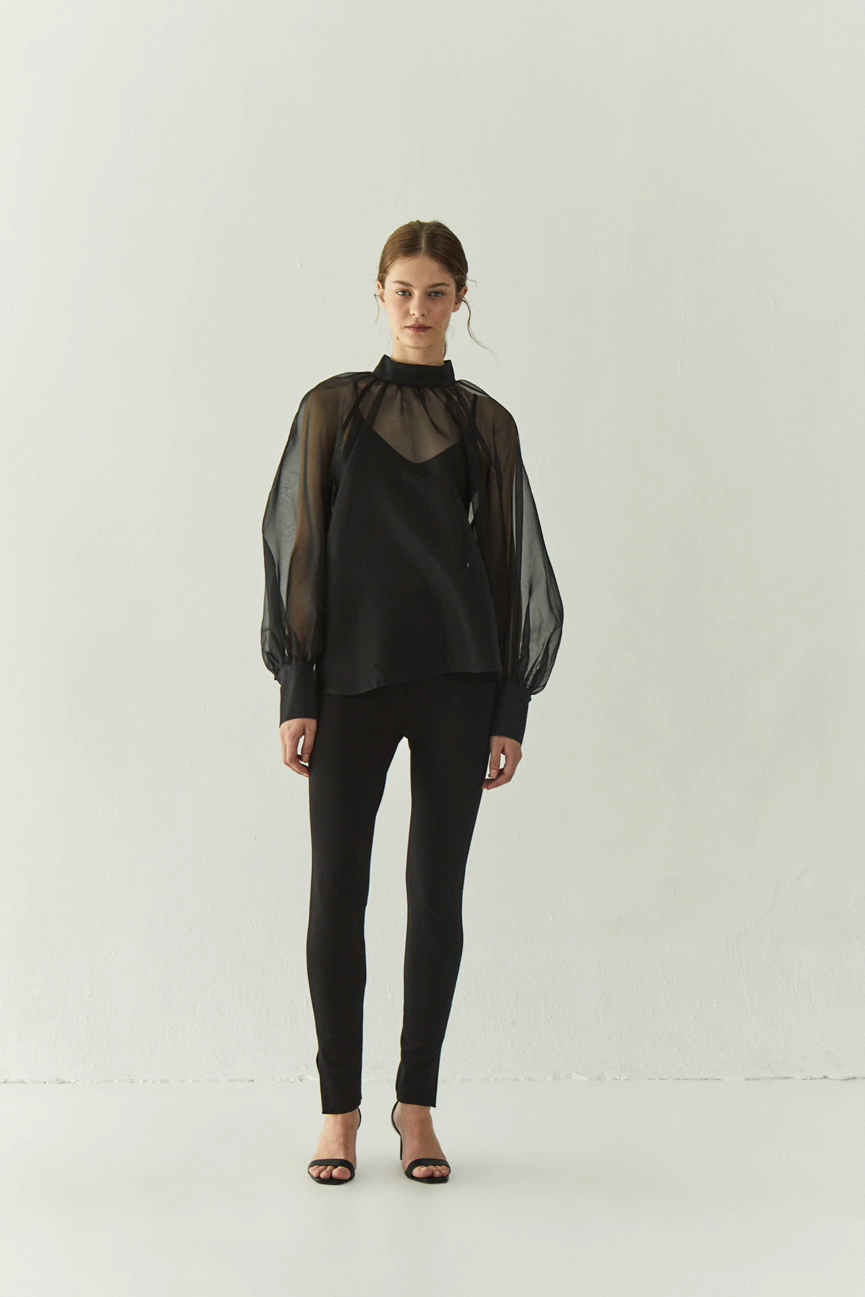 awada_blusa-talampaya-tu_09-30-2024__picture-50825