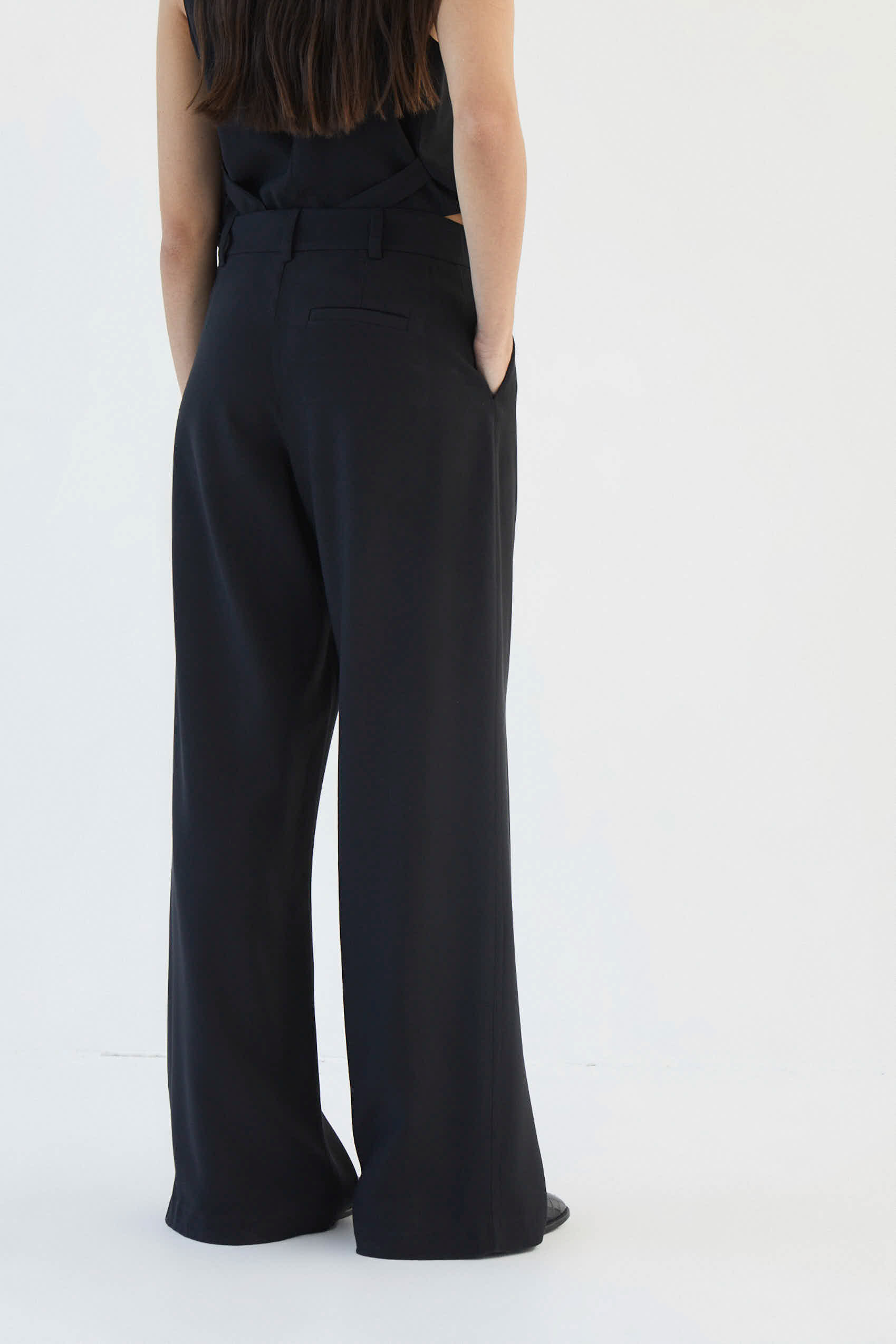 awada_pantalon-epuyen-bis_46-15-2024__picture-50875