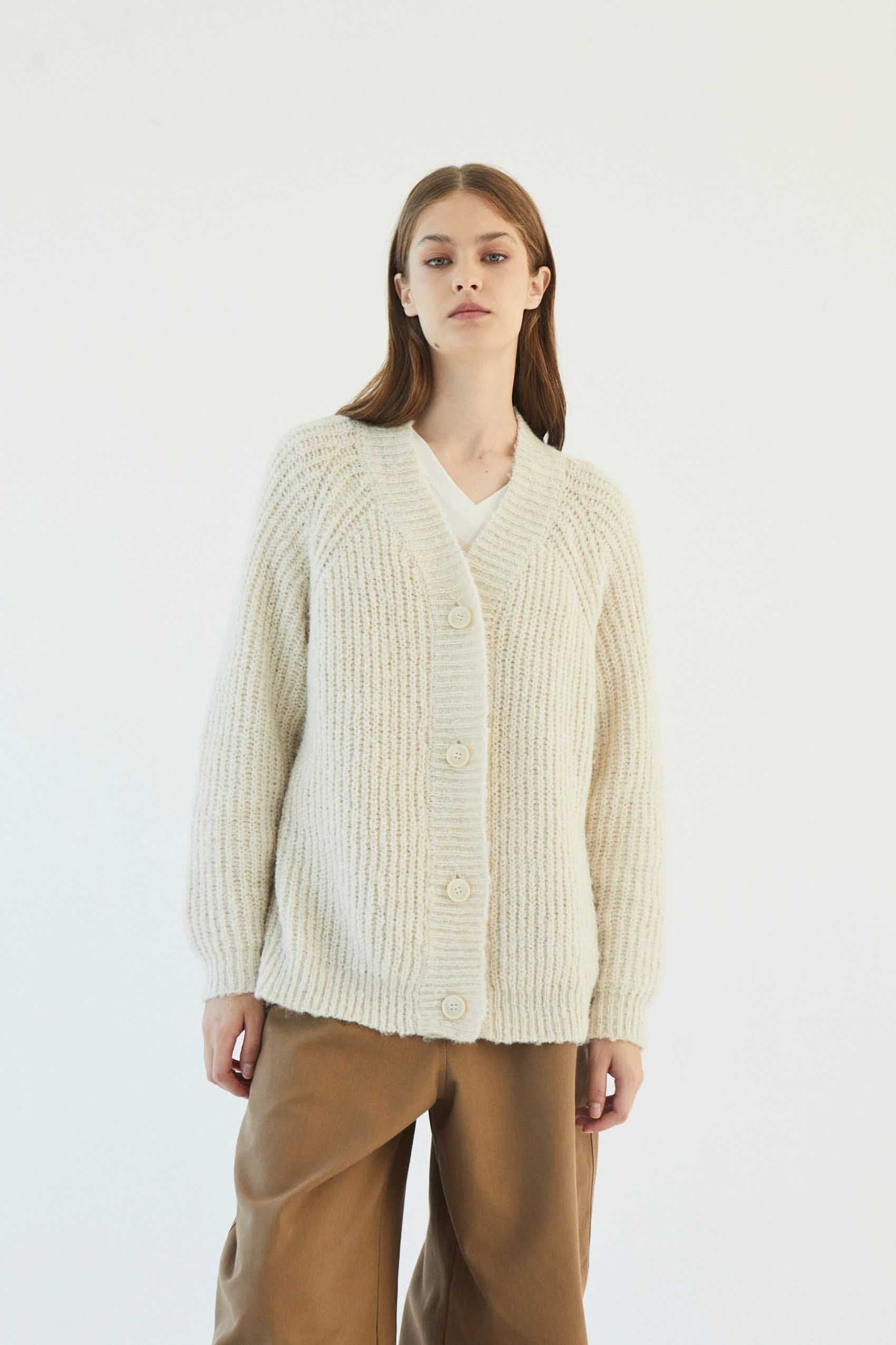 awada_cardigan-mendoza_22-14-2025__picture-51083