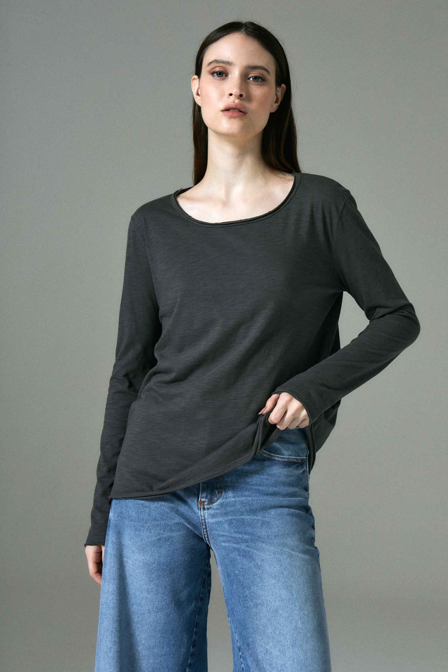 awada_remera--redondo-alg_43-01-2024__picture-51816