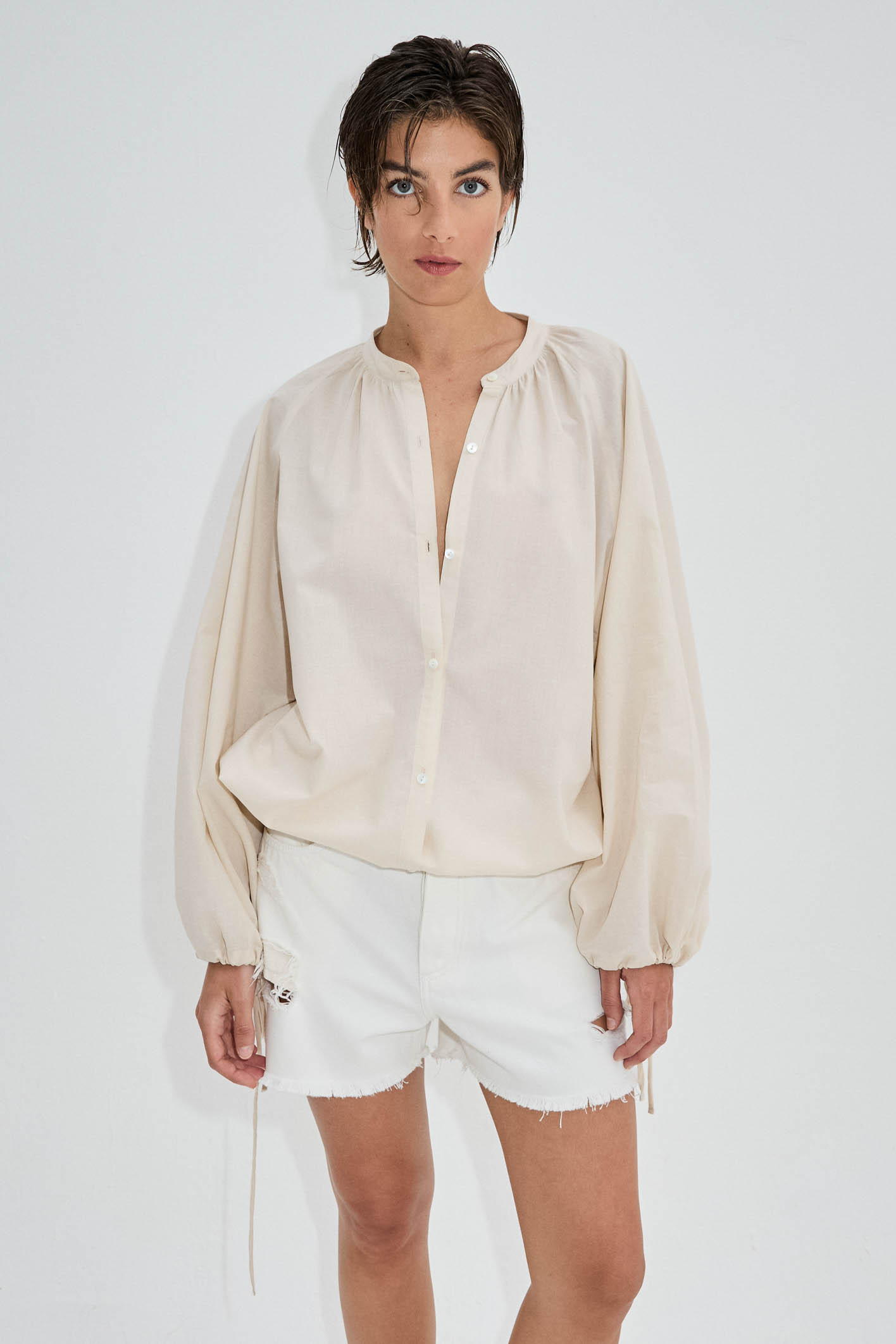 awada_short-holbox-white_56-27-2024__picture-53751