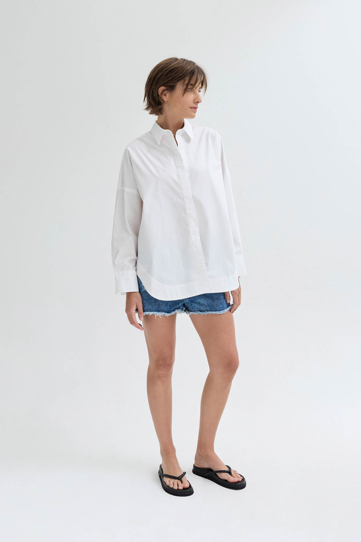 awada_short-high-blue_56-27-2024__picture-54054