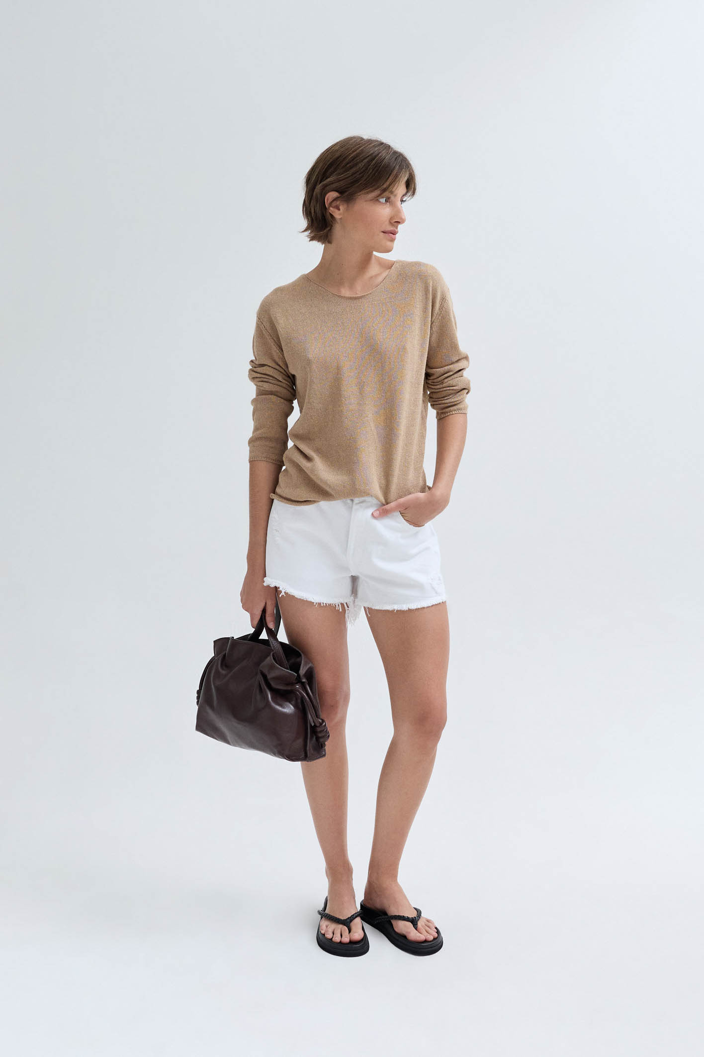 awada_sweater-escote-redondo_57-27-2024__picture-54148