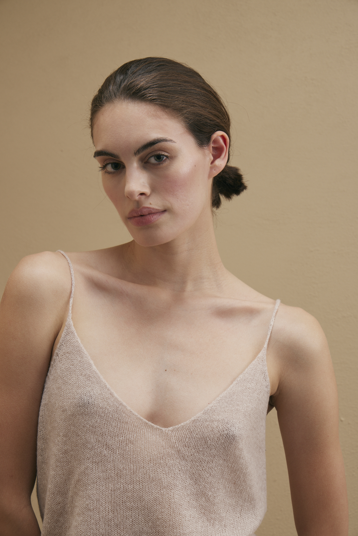 awada_set-cashmere_55-25-2025__picture-56454