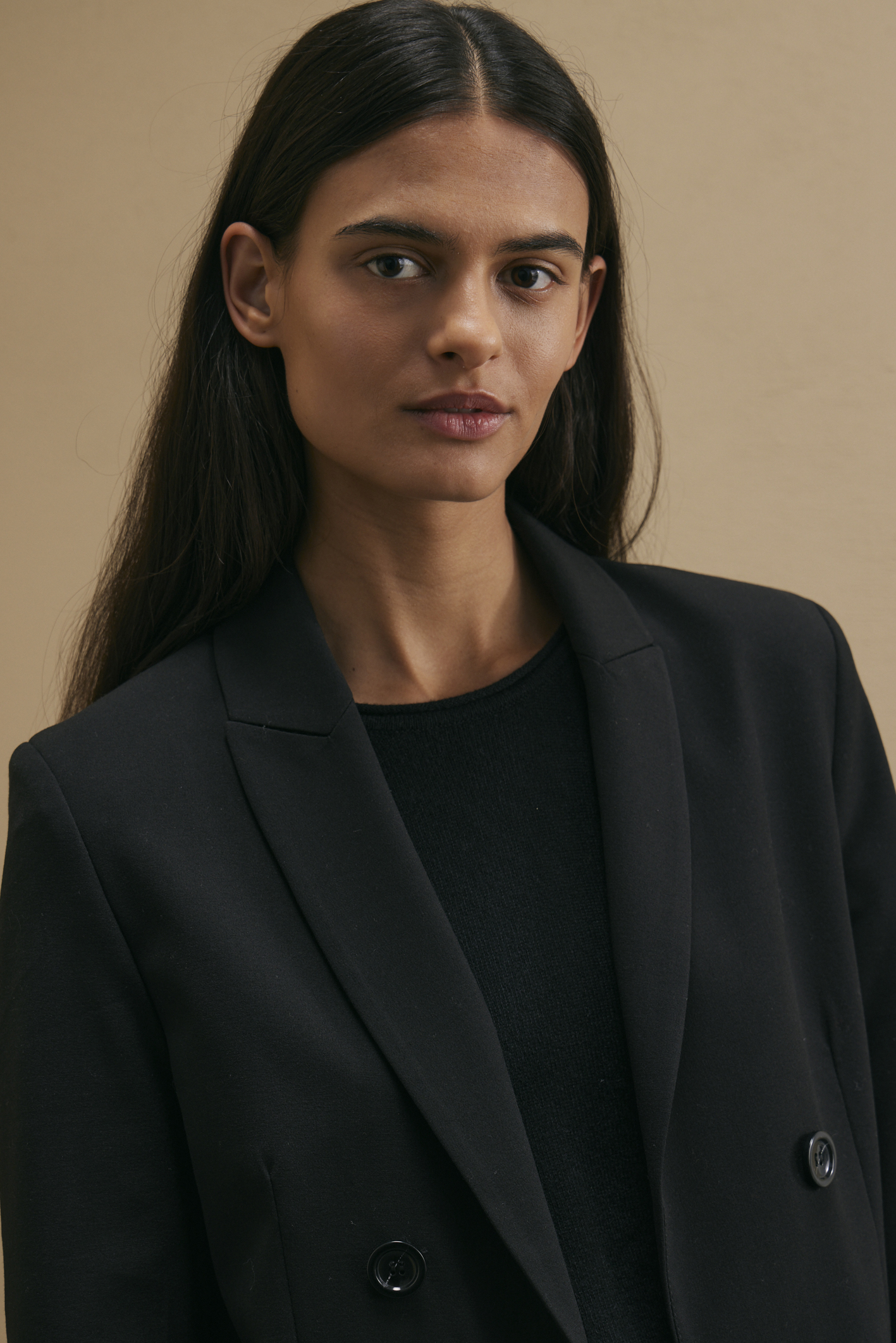 awada_blazer-sastrero_41-09-2025__picture-56519