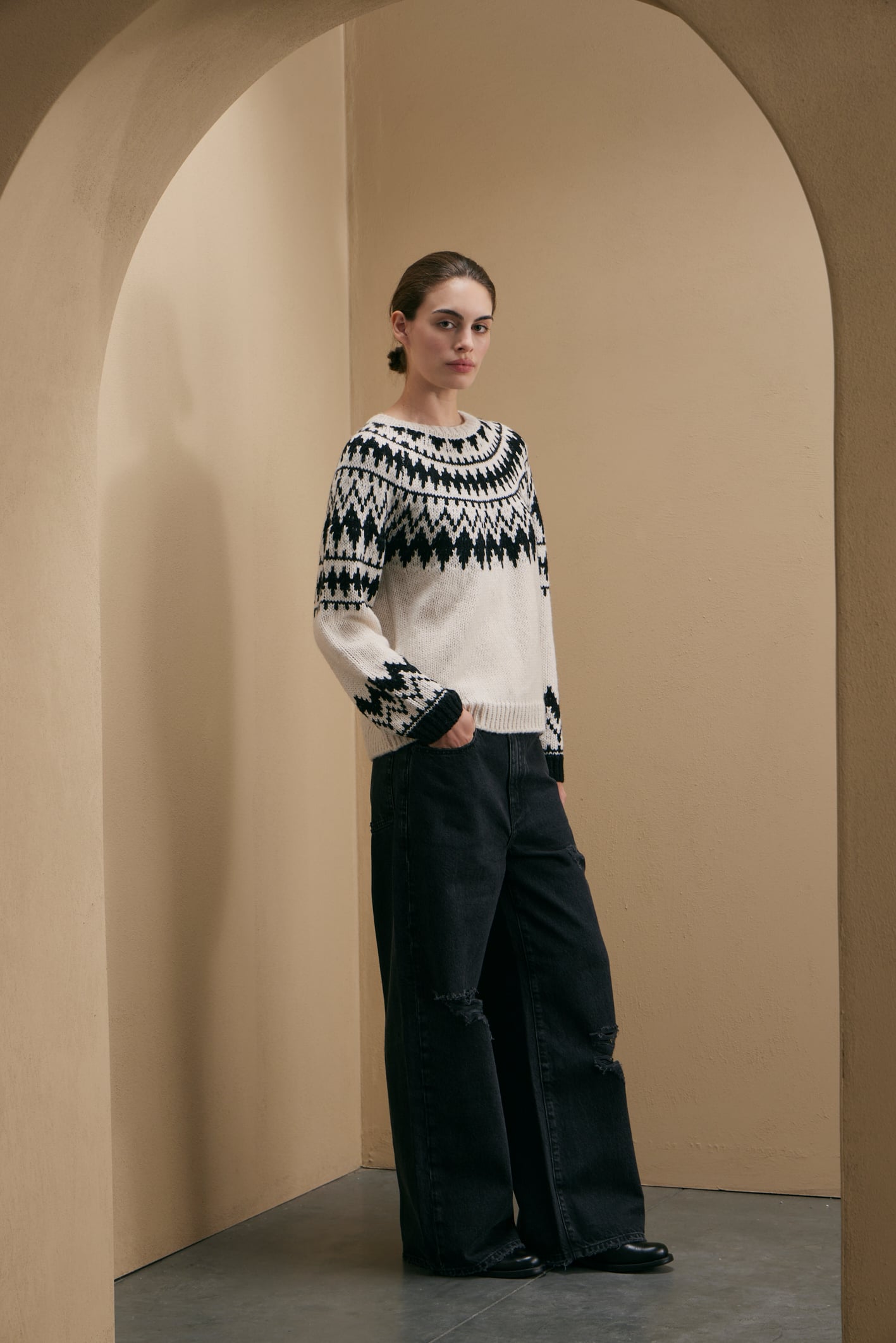 awada_sweater-jacquard-redondo_20-18-2025__picture-56704