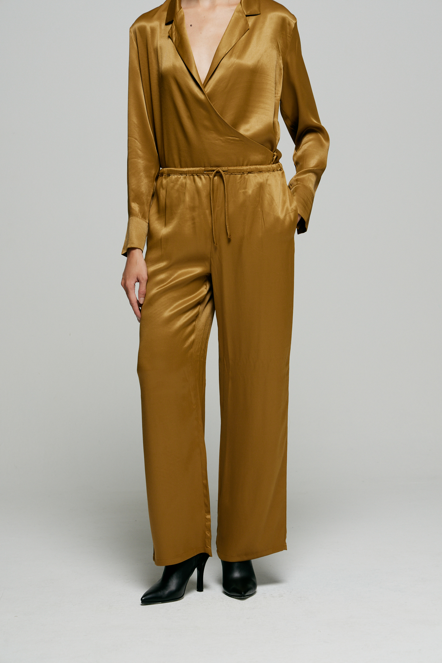 awada_pantalon-las-vegas_03-16-2025__picture-57770