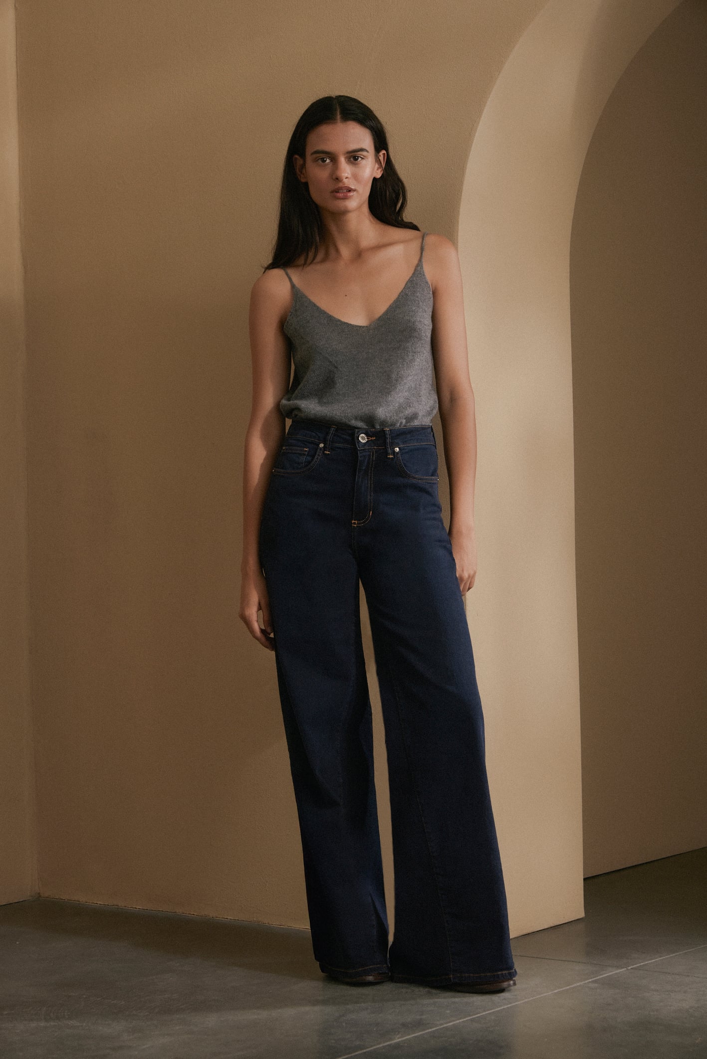 awada_jean-extra-wide-darkblue_41-17-2025__picture-58029