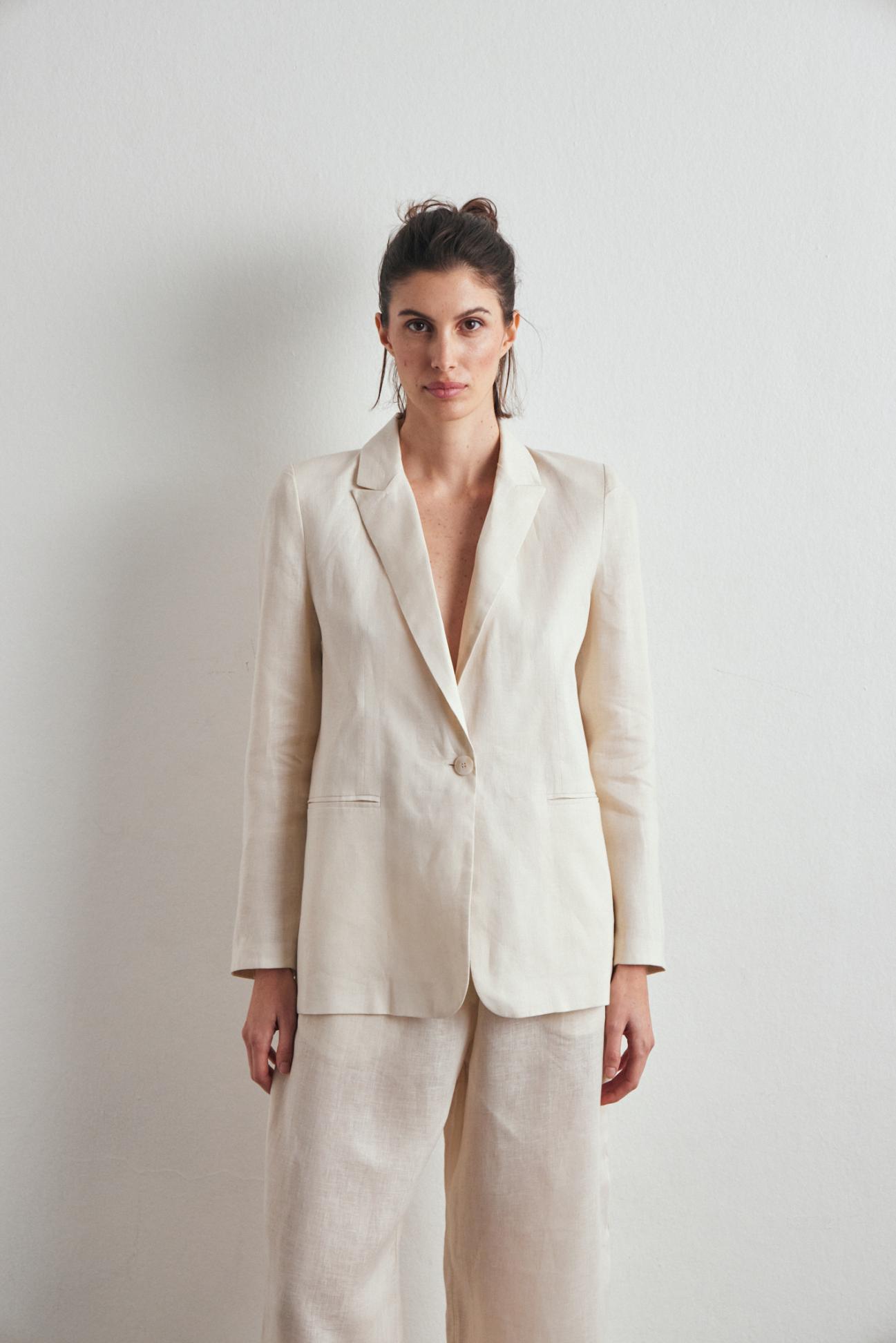 awada_blazer-tolosa_47-28-2025__picture-60312