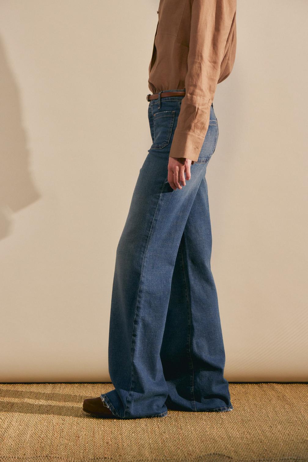 awada_jean-flare-con-bolsillos_13-30-2025__picture-60380