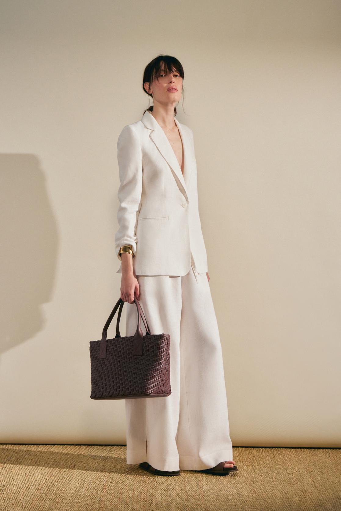 awada_blazer-de-lino_17-03-2025__picture-60622