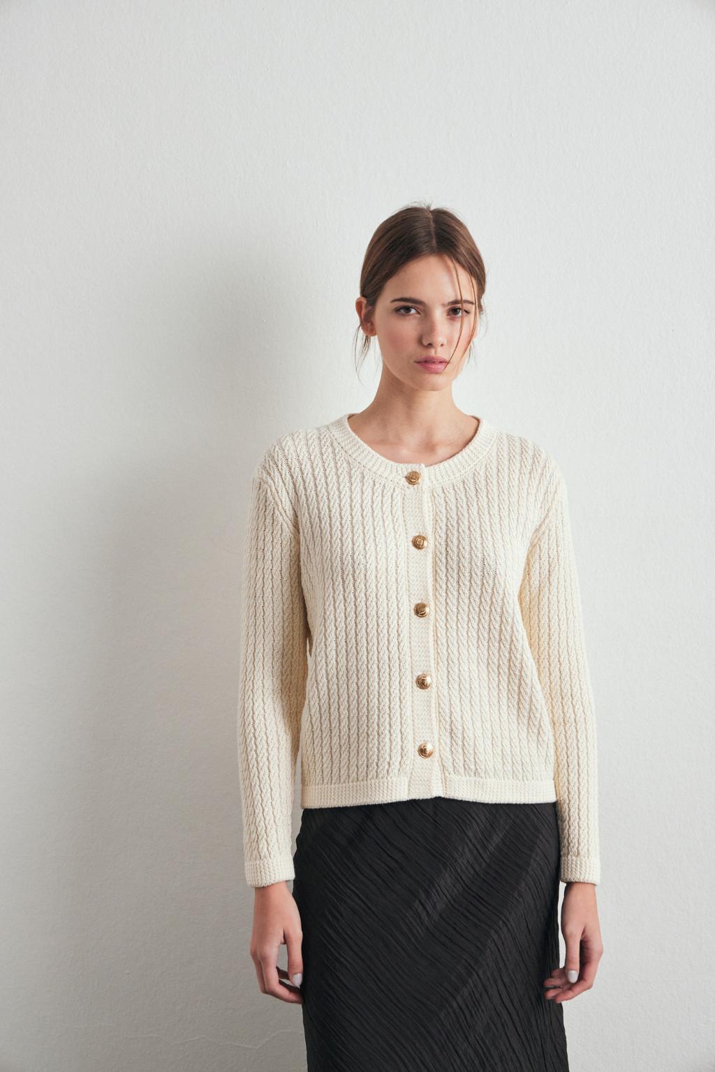 awada_cardigan-vigo_11-08-2025__picture-60733