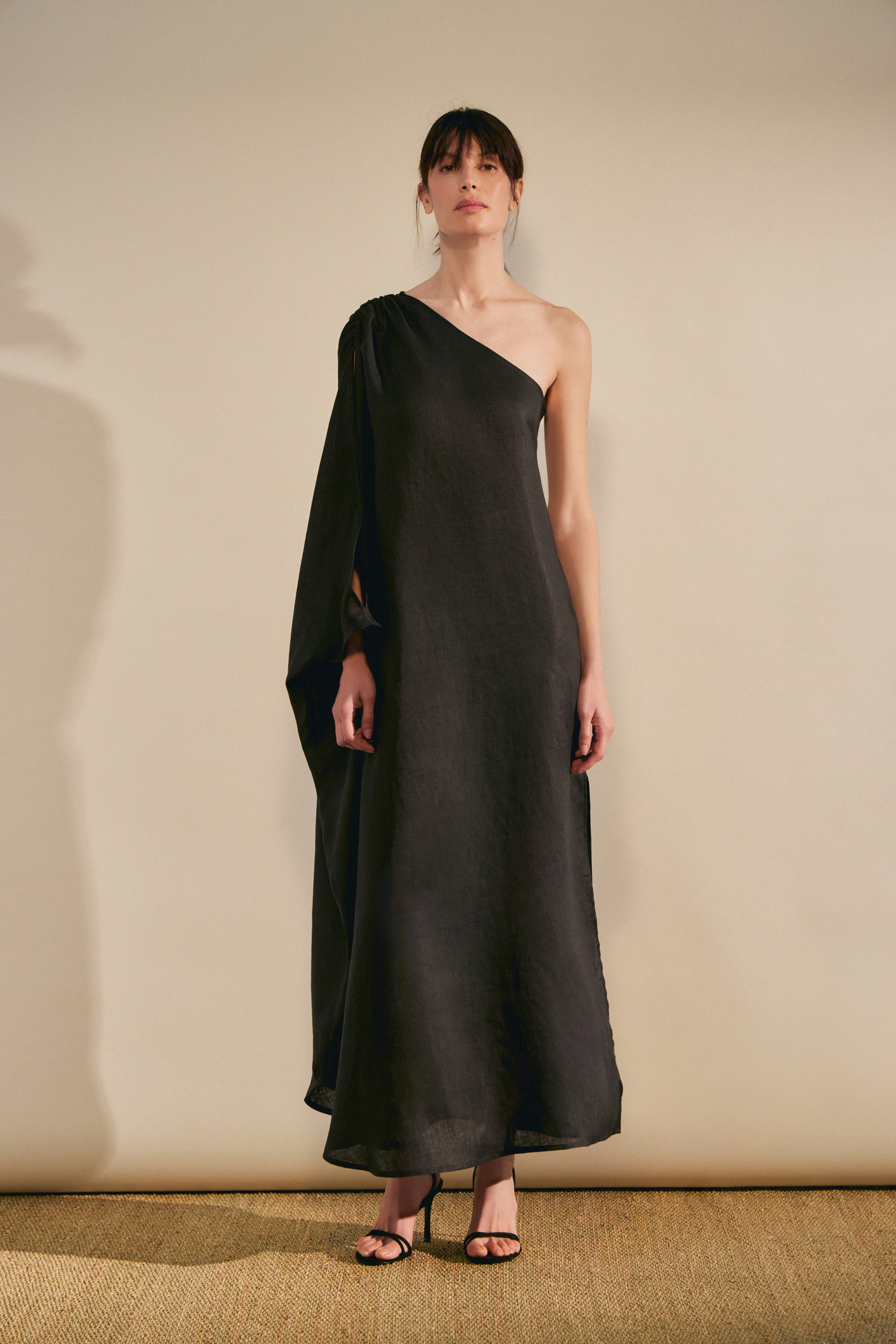 awada_vestido-amplio-lino_27-04-2026__picture-61469