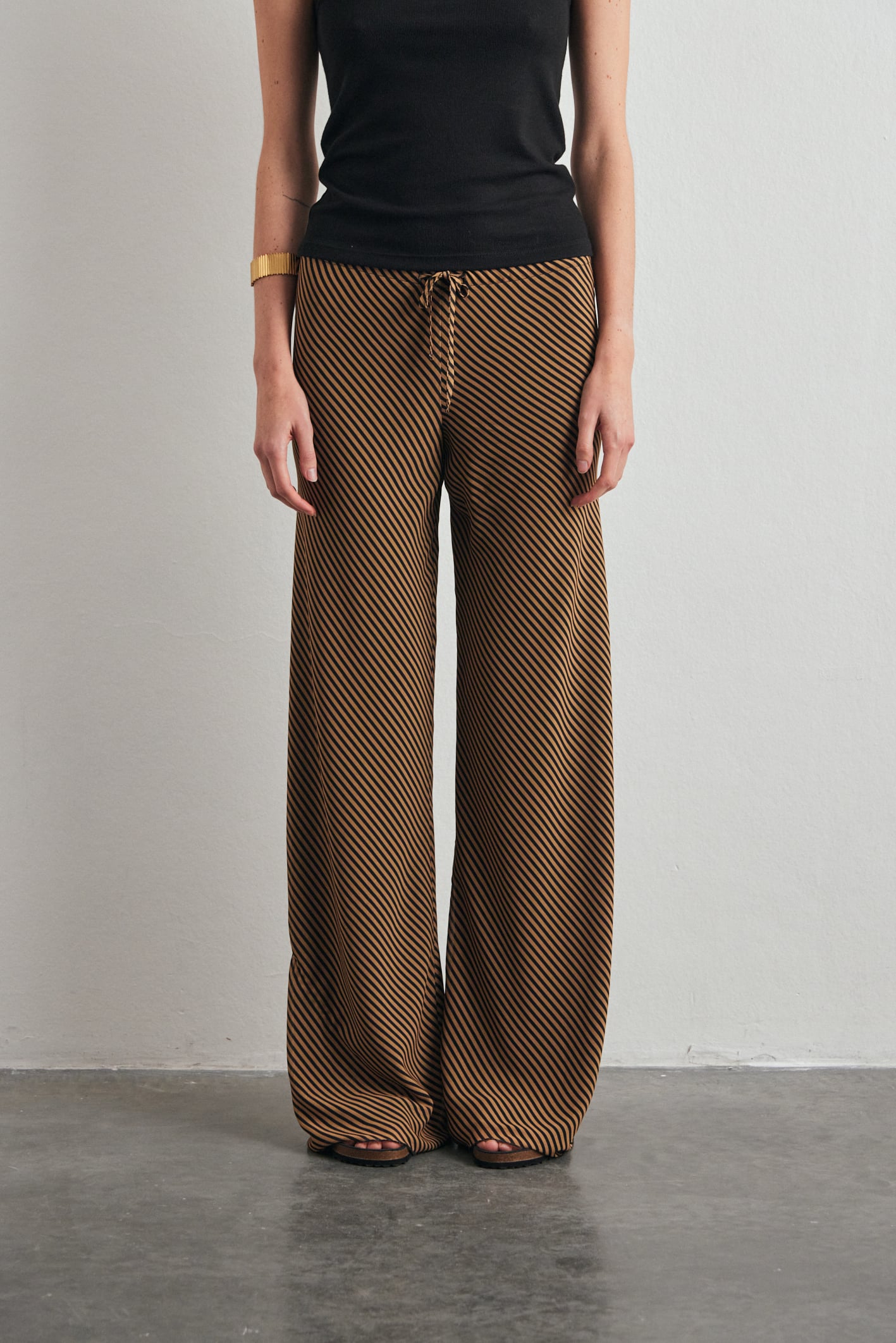 awada_pantalon-pravia_09-14-2025__picture-61657