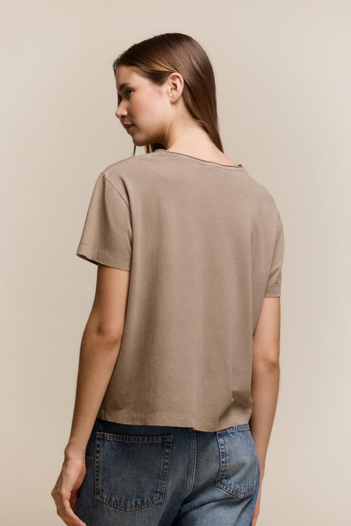 awada_remera-manga-corta-basic_44-20-2026__picture-64449