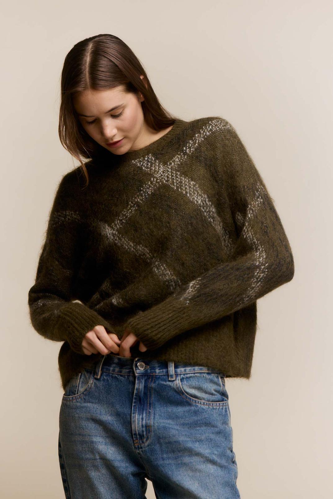 awada_sweater-mohair_31-19-2026__picture-64495