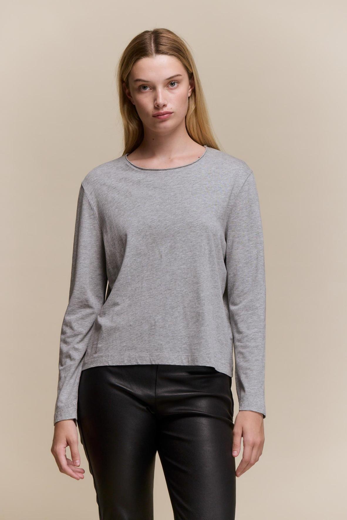awada_remera-manga-larga-basic_16-20-2026__picture-64760