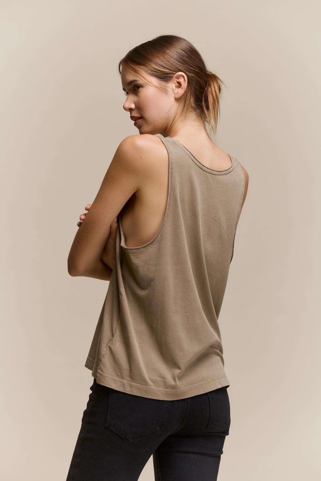 awada_musculosa-basic_53-23-2026__picture-64881