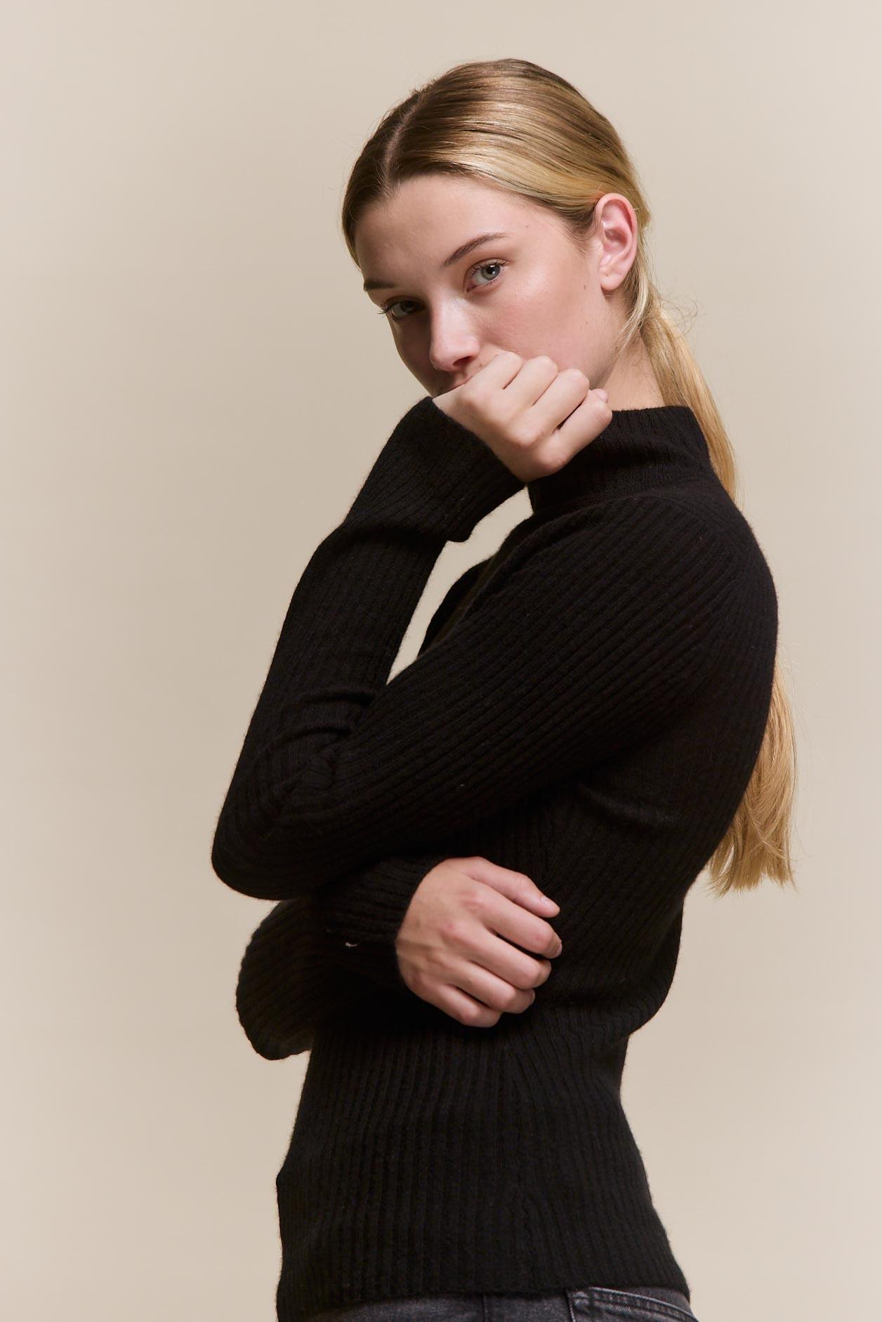 awada_sweater-polera-cashmere_10-20-2026__picture-64921