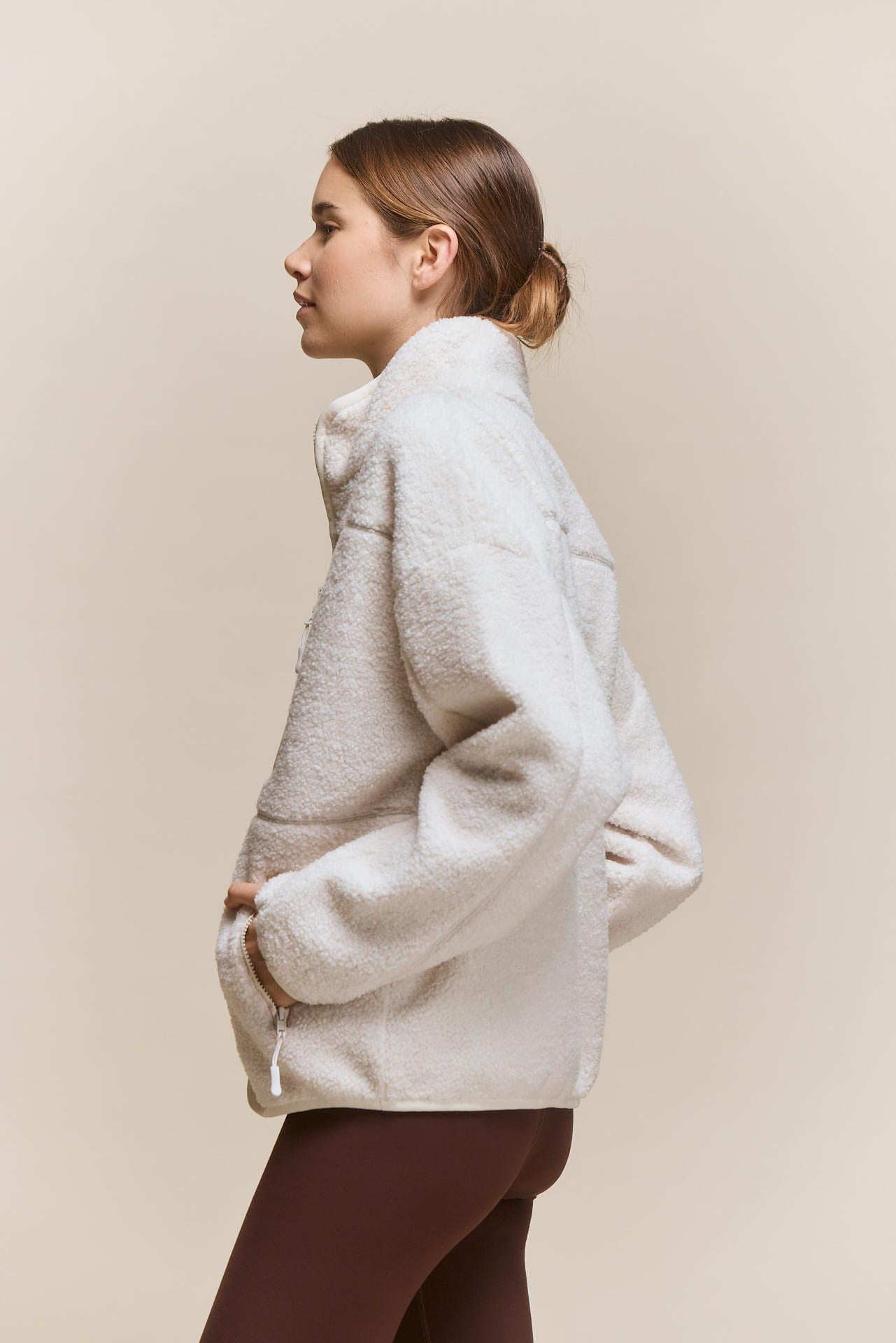 awada_campera-deportiva-sherpa_28-14-2026__picture-65024