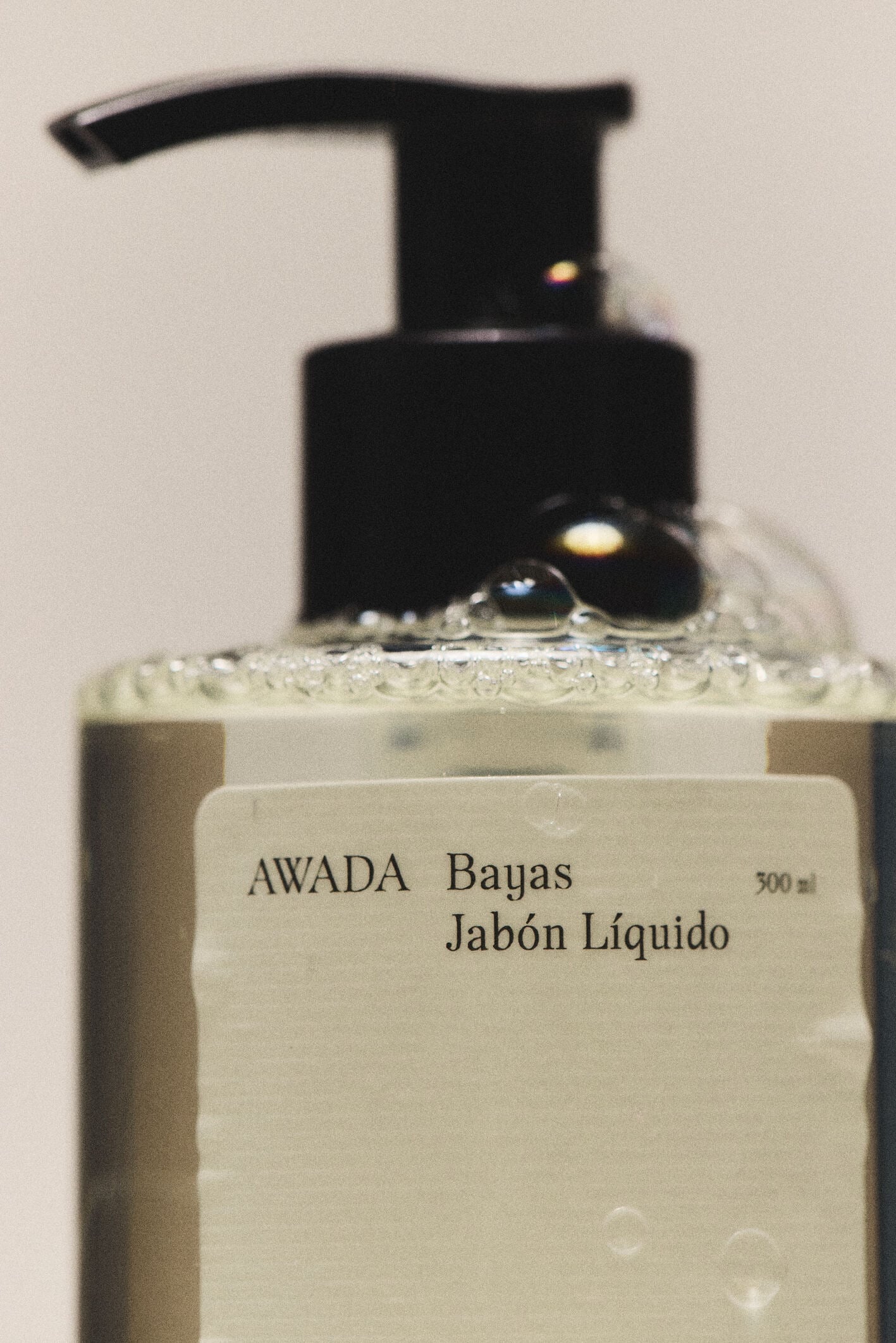 awada_jabón-líquido-bayas-_41-10-2026__picture-65504